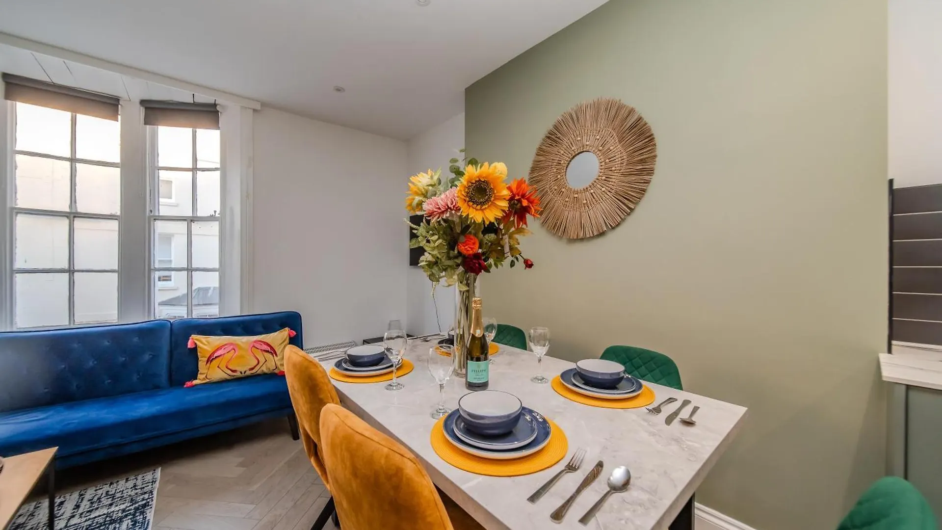 3 Bedroom 2 Bath Apartment I Next To Brighton Beach I Sleep 11 Guests Reino Unido