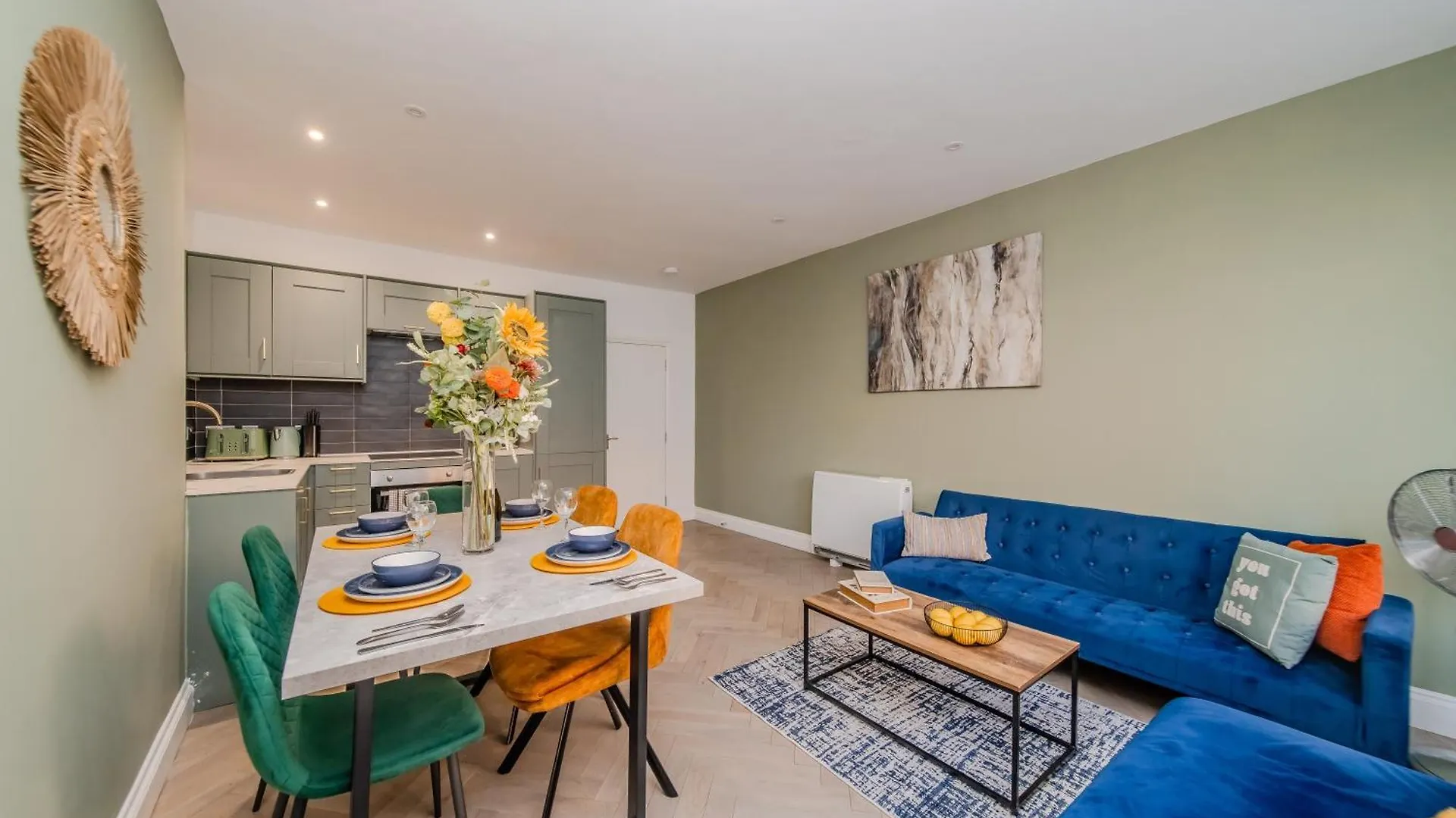 3 Bedroom 2 Bath Apartment I Next To Brighton Beach I Sleep 11 Guests